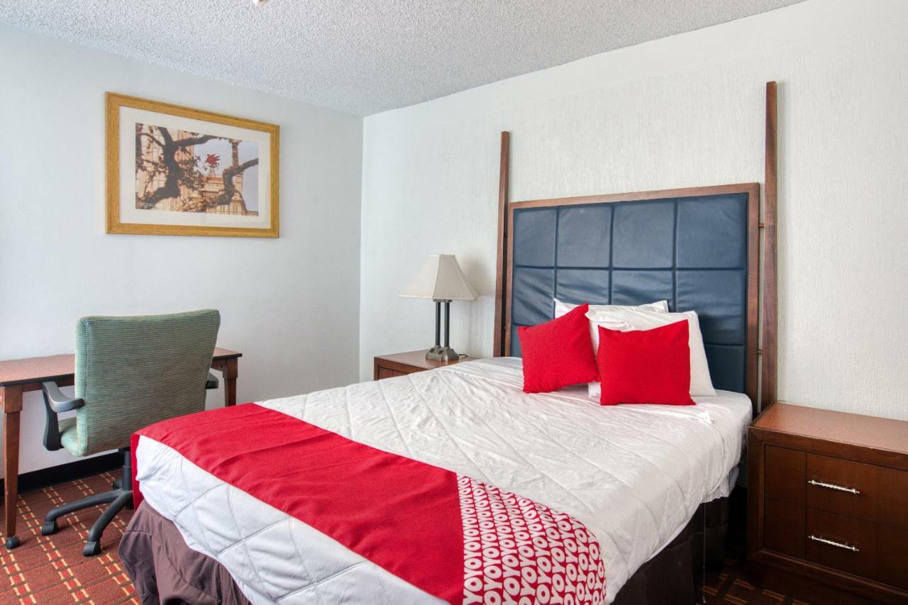 Hotel Oyo Townhouse Houston George Bush Intercontinental Exteriér fotografie